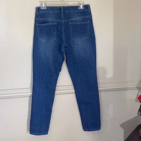 Venus Embroidered Cropped Ankle Blue Jeans - Picture 2 of 11